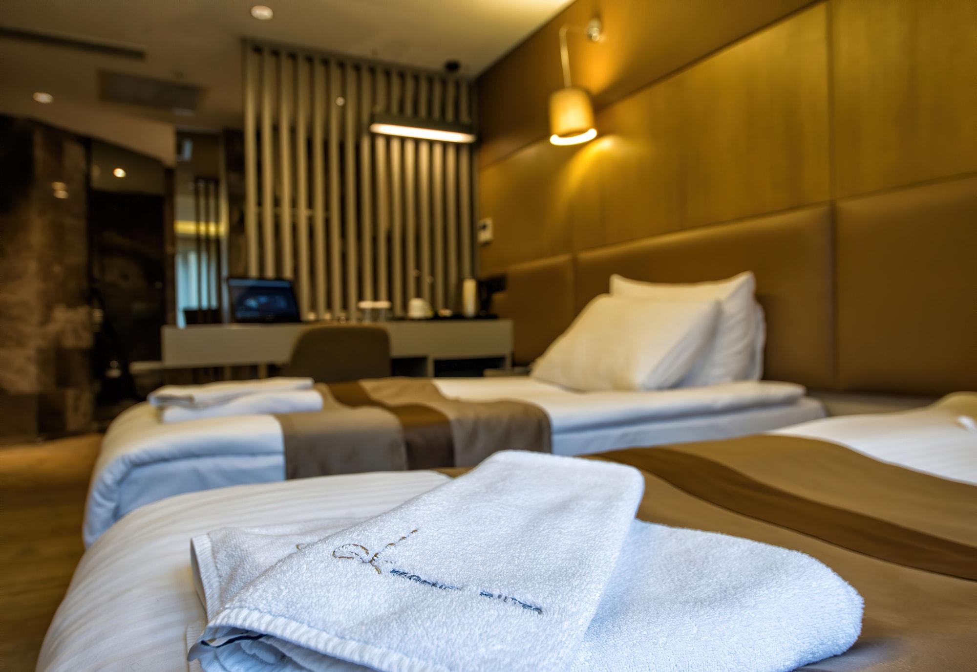 Gk Regency Suites Hotel Istambul Exterior foto